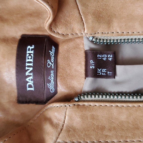 Danier Tan Leather Jacket - Picture 3 of 16